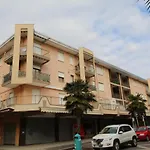 Tritone Apartamento *